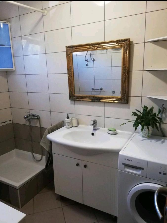 Smjestaj Latica Hotel Vela Luka Eksteriør billede